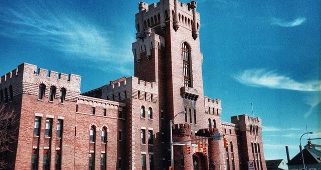 Building10