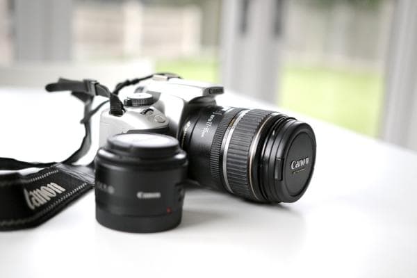 Comparison of Canon EOS digital cameras