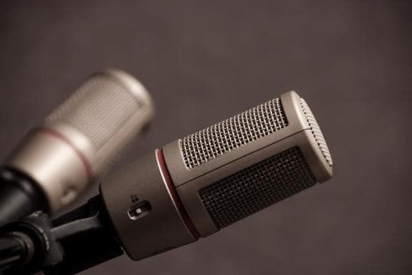 Stream Podcasts | Free Internet Radio | TuneIn